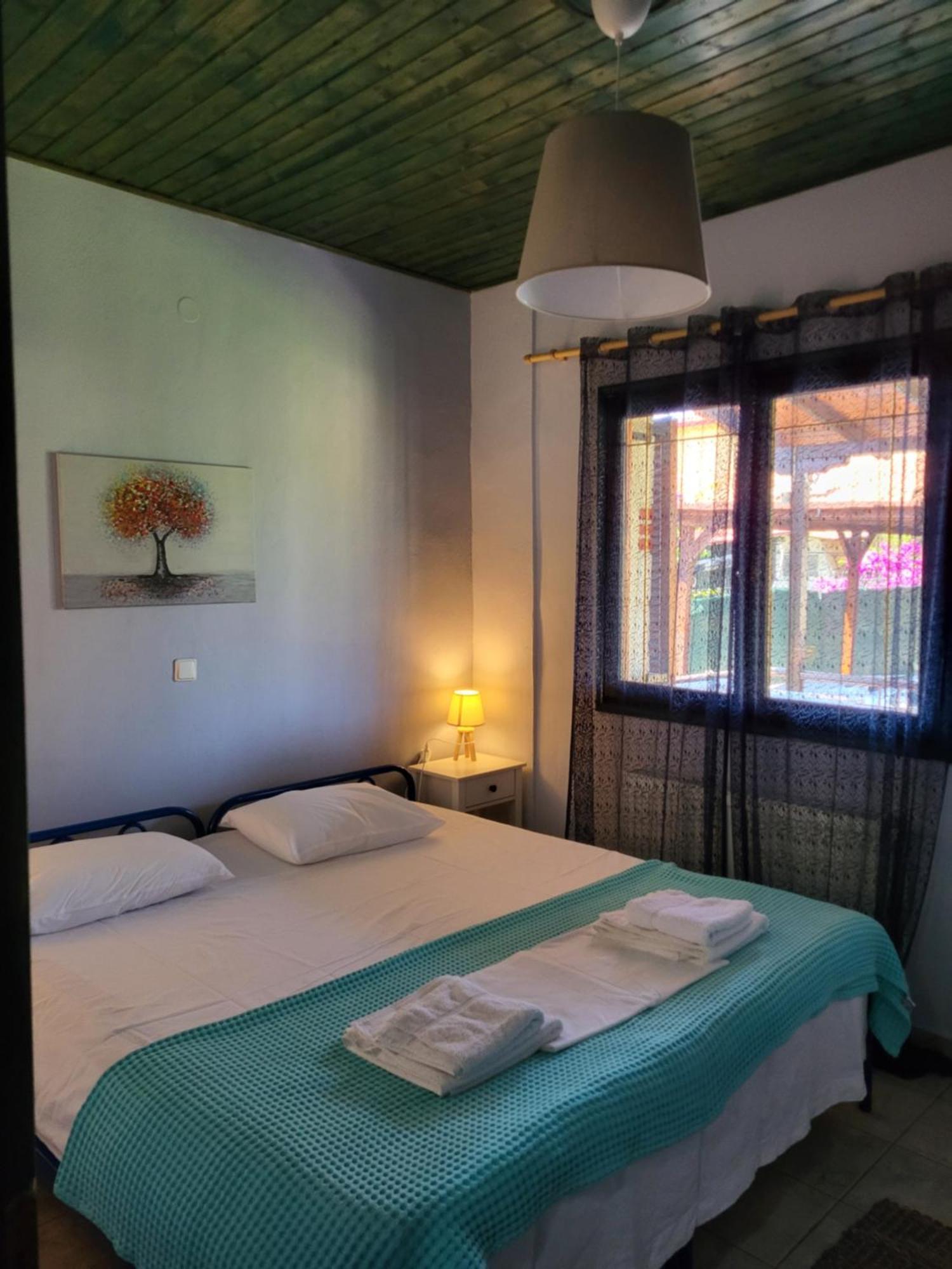 Villa Trifon By Rentalspro Services -Nea Potidea Halkidiki Exterior foto