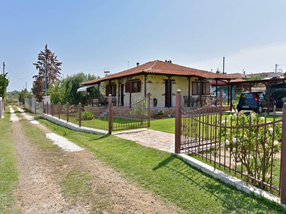 Villa Trifon By Rentalspro Services -Nea Potidea Halkidiki Exterior foto