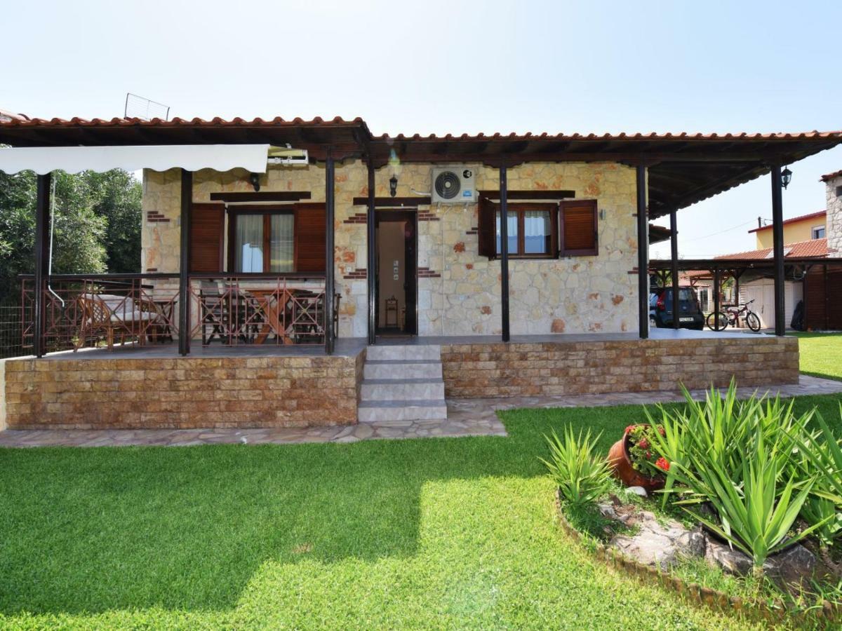 Villa Trifon By Rentalspro Services -Nea Potidea Halkidiki Exterior foto